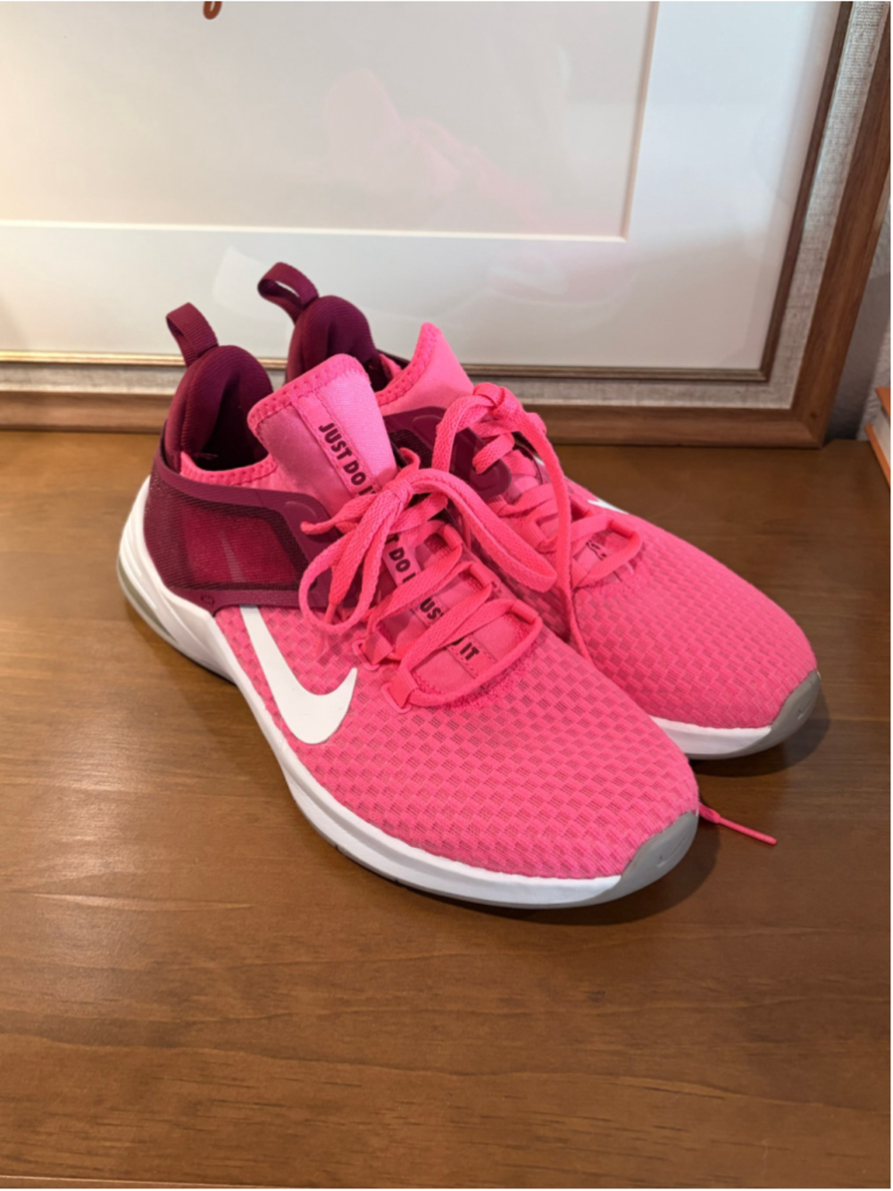Nike In-Season TR 9 Hyper Pink Training Shoes Sneakers - Women’s Size 8 EUC